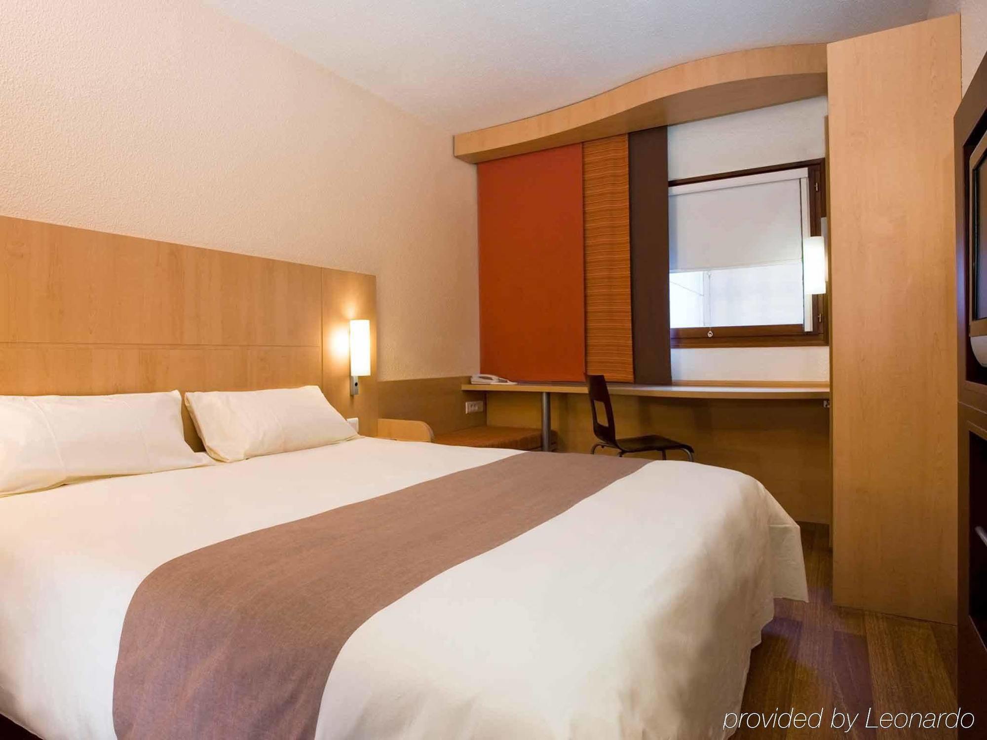 Ibis Abbeville Εξωτερικό φωτογραφία